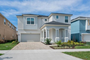 Beautiful Spacious 6 Bed Pool, Spa, Game Room villa